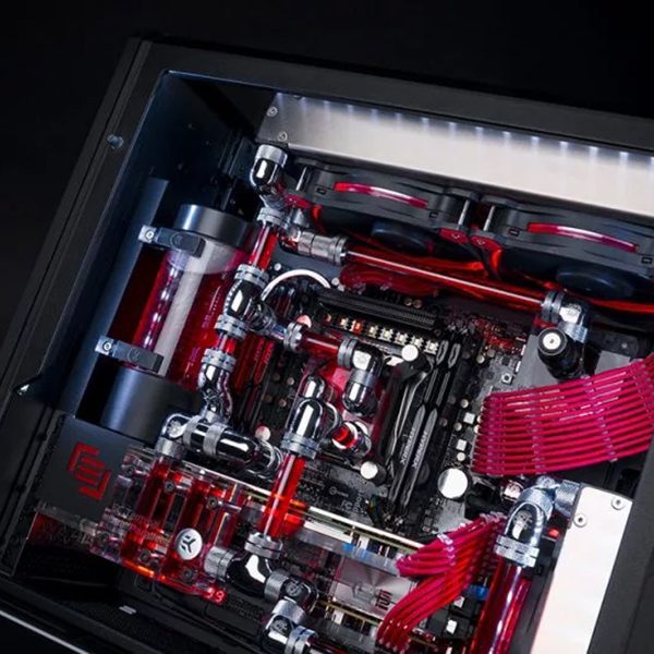 سخت‌افزارهای جدید و تأثیر آن‌ها بر عملکرد سیستم